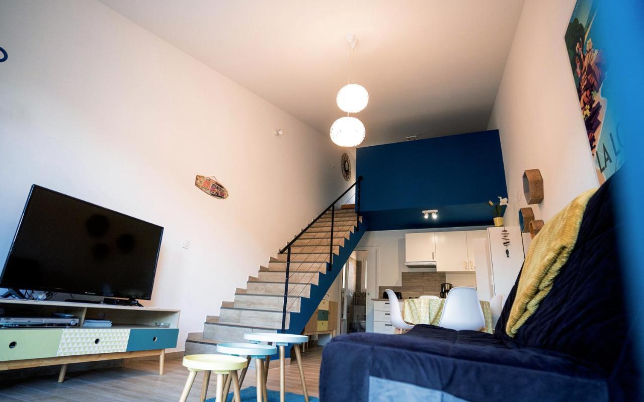 Sous Les Pins Gites Et Chambres D'Hotes 拉隆德莱丝莫里斯 外观 照片