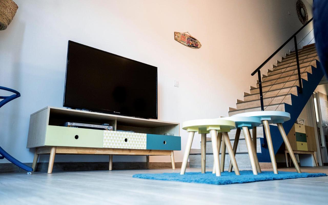 Sous Les Pins Gites Et Chambres D'Hotes 拉隆德莱丝莫里斯 外观 照片